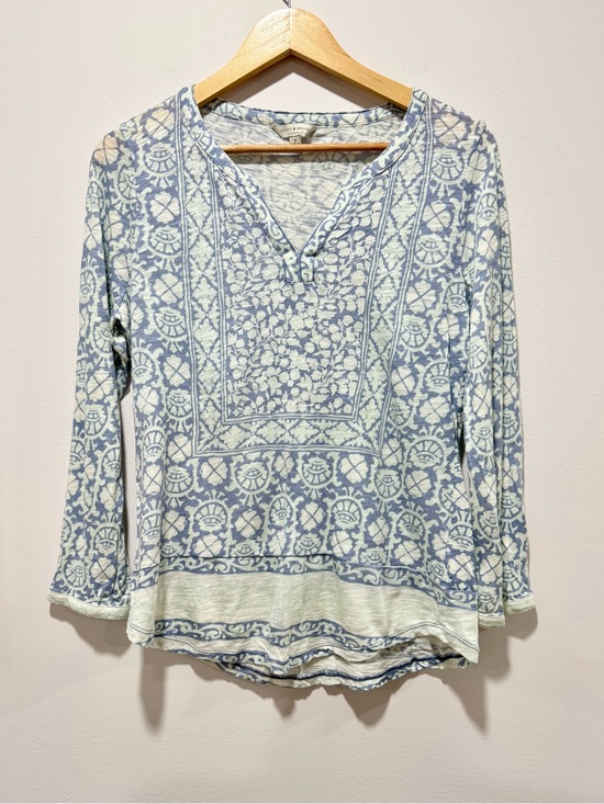 Lucky Brand Tops - Lucky Brand Blue White Block Floral Boho Tunic Top Split V Neck Size M